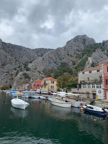 Panorama Sea View Apartment H Omis Bagian luar foto